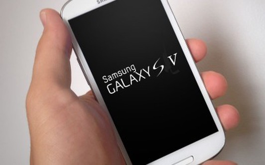El buque insignia Samsung Galaxy S5 podría llegar en enero 2014